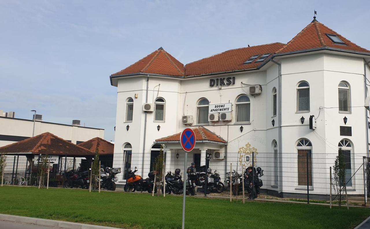 Apartmani Diksi Zrenjanin Extérieur photo