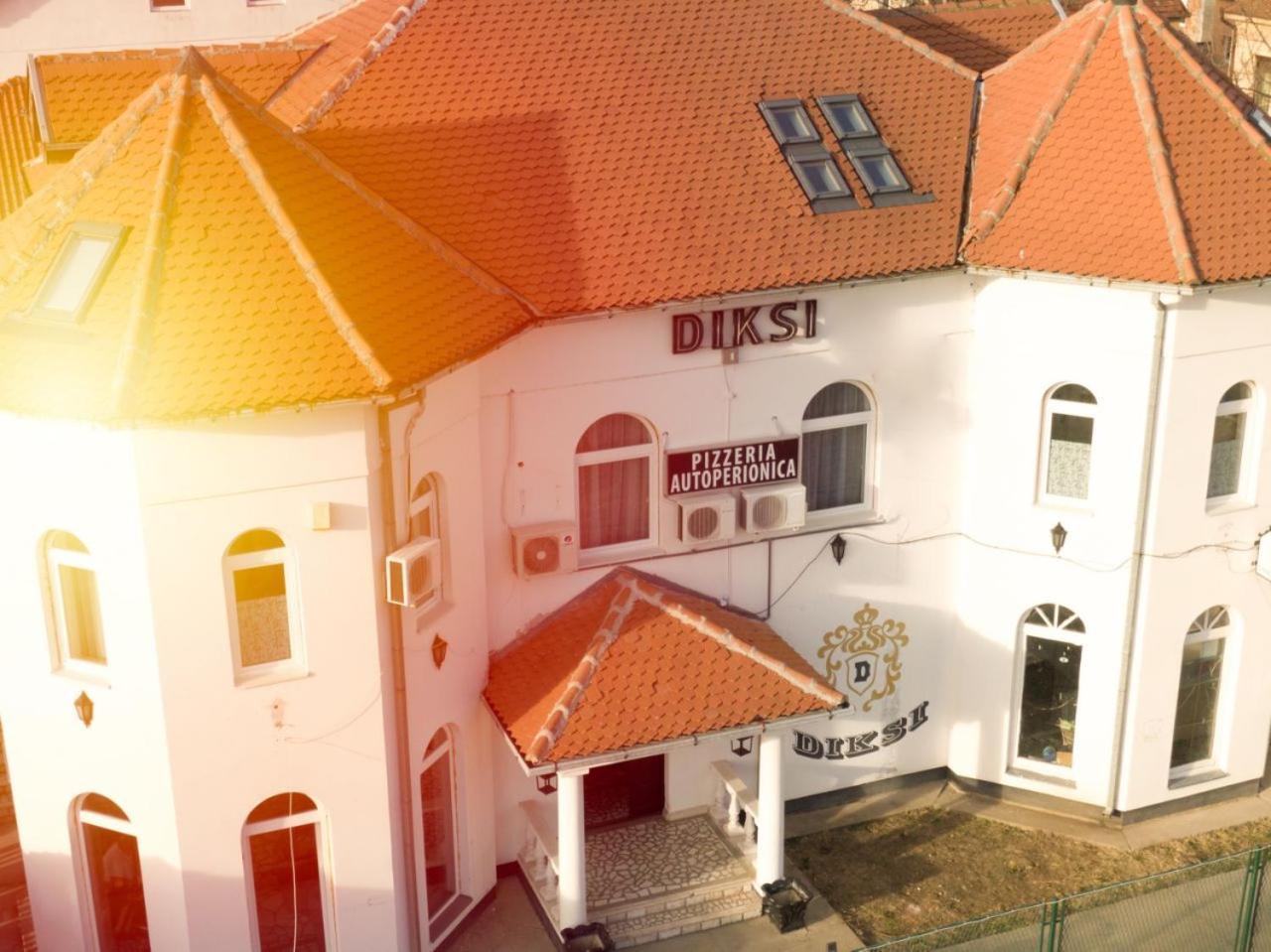 Apartmani Diksi Zrenjanin Extérieur photo