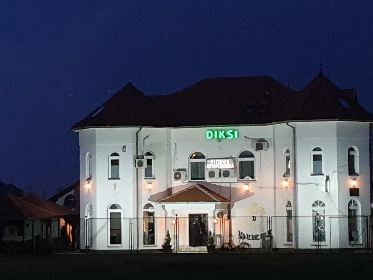 Apartmani Diksi Zrenjanin Extérieur photo