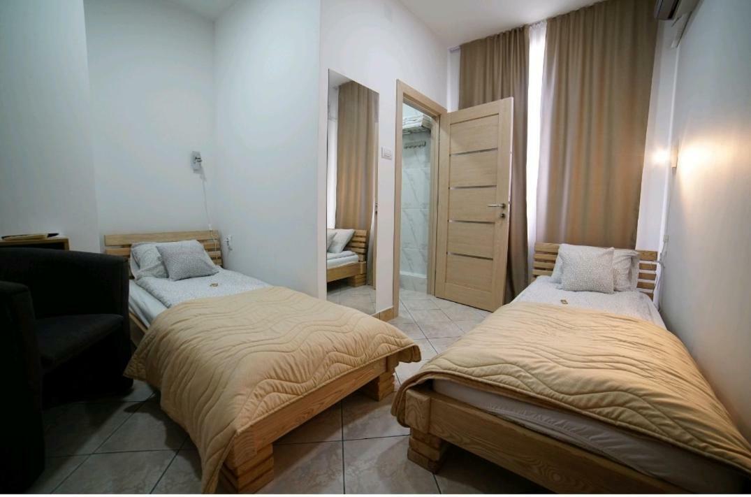 Apartmani Diksi Zrenjanin Extérieur photo