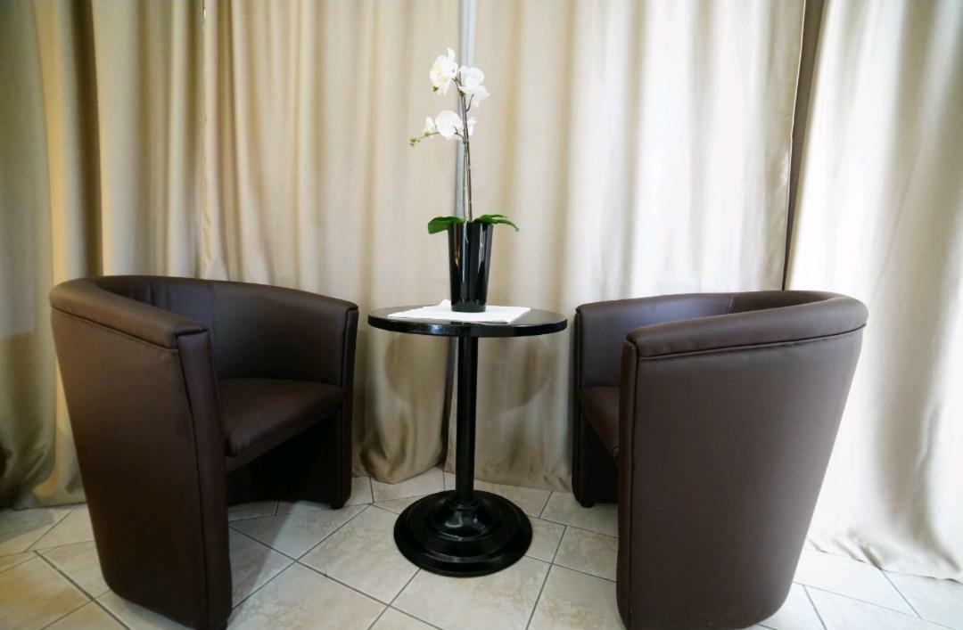 Apartmani Diksi Zrenjanin Extérieur photo